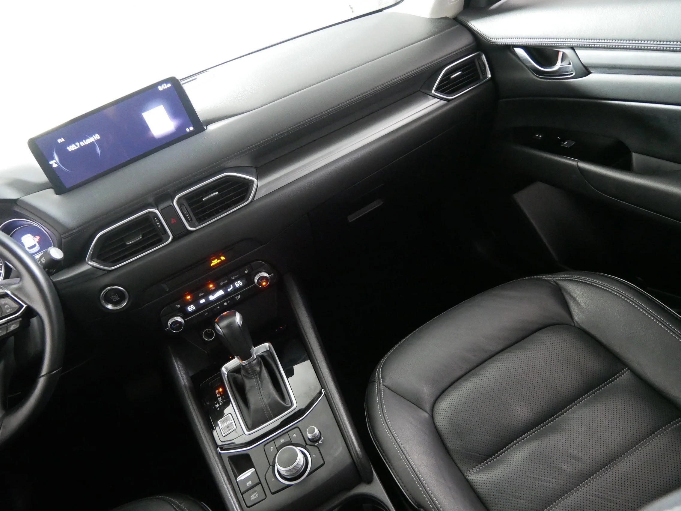 Used 2025 Deep Crystal Blue Mica Mazda 2.5 S Preferred Package image 11