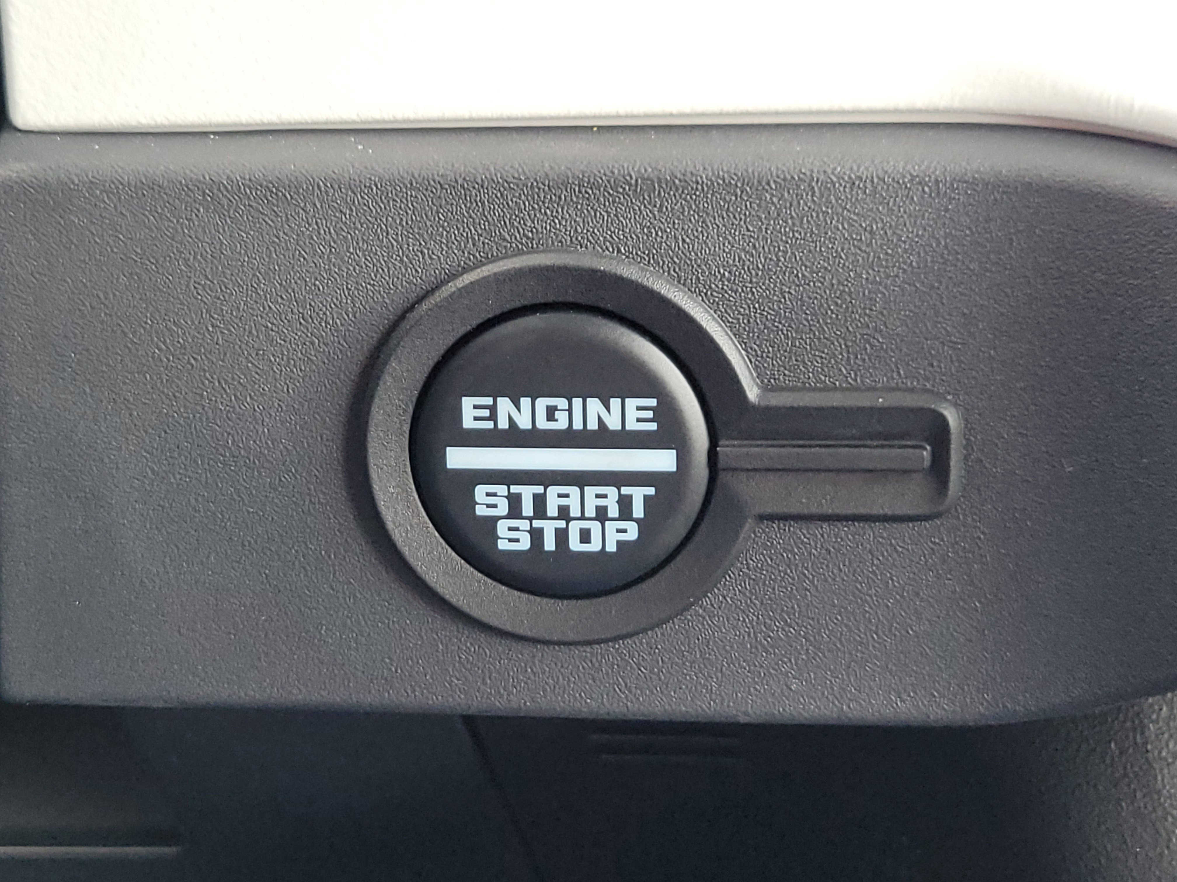 New 2025 Oxford White Ford Stroppe Edition image 21
