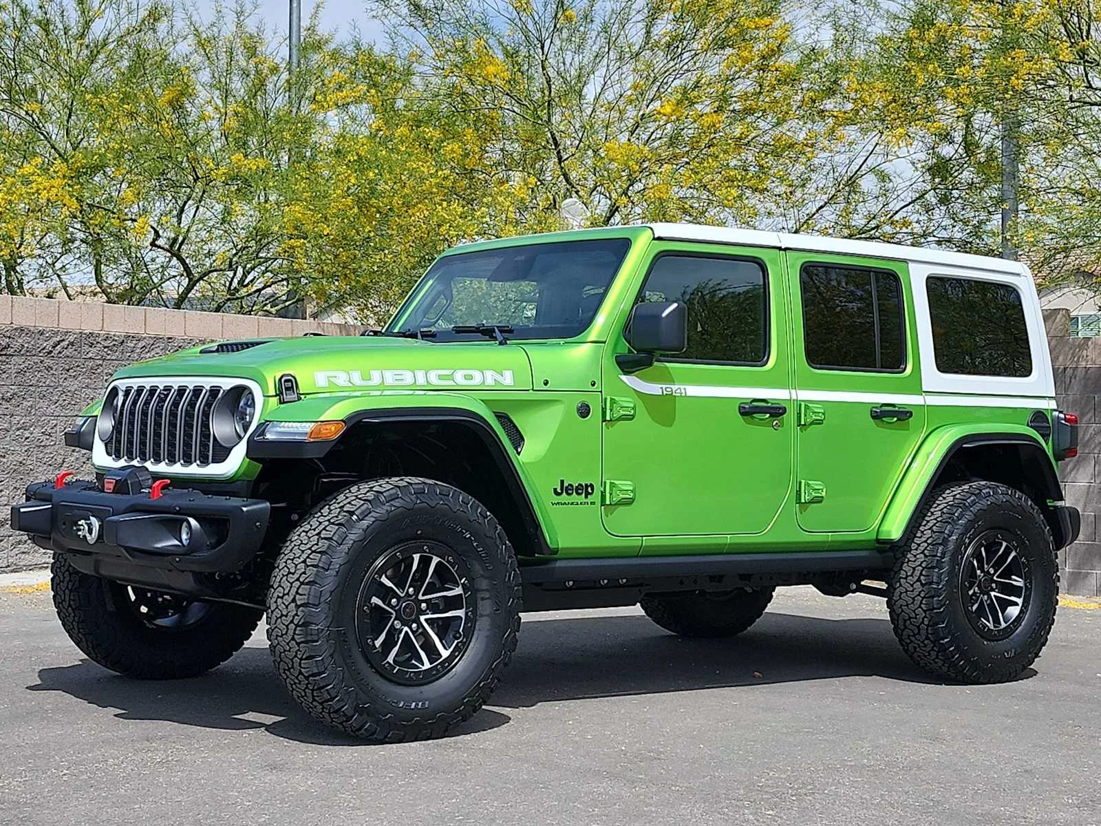 New 2026 Mojito Clear-Coat Exterior Paint Jeep Rubicon X image 5