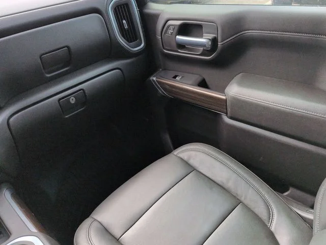 Used 2020 White Chevrolet LT Trail Boss image 16