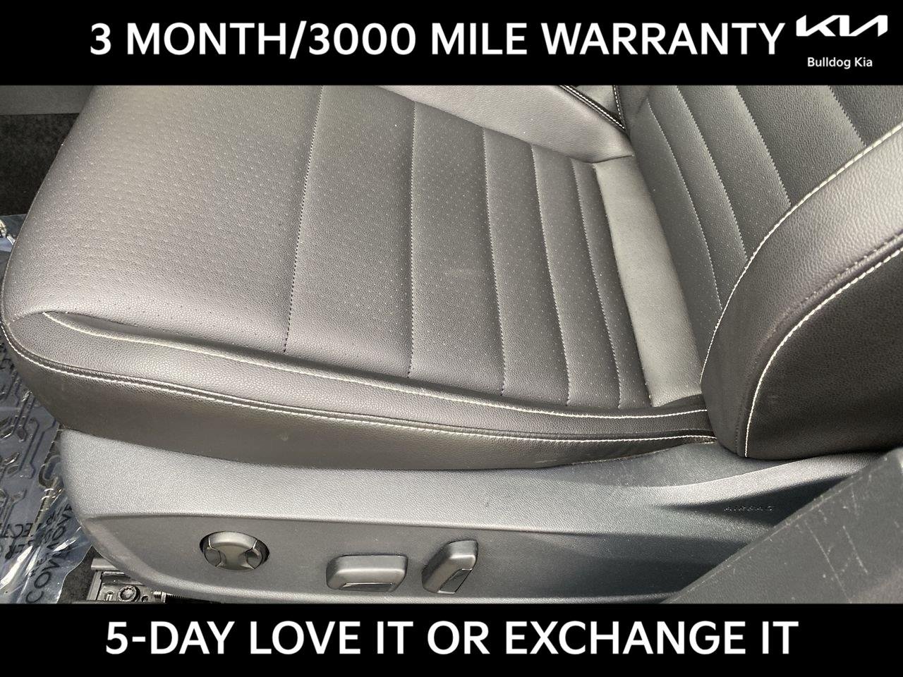 Used 2022 Platinum Gray Metallic Volkswagen SE image 8