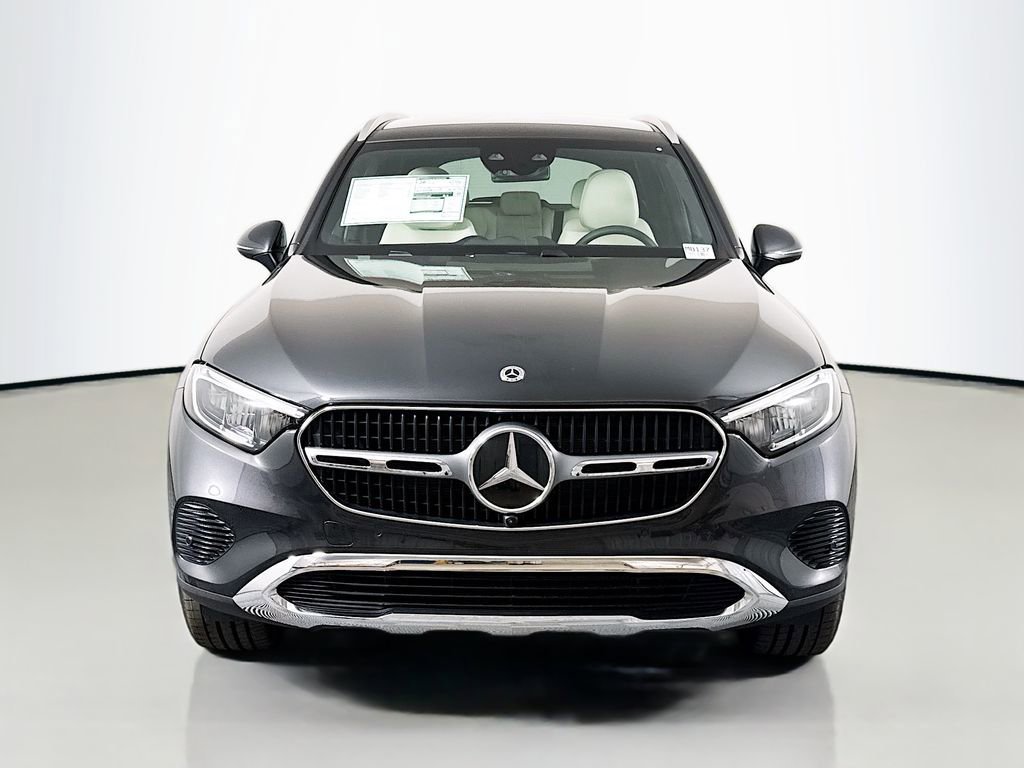 New 2026 Graphite Grey Metallic Mercedes-Benz GLC 300 image 35
