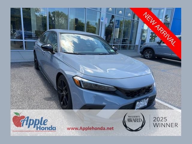 2022 Honda Civic Si with Summer Tires's photo