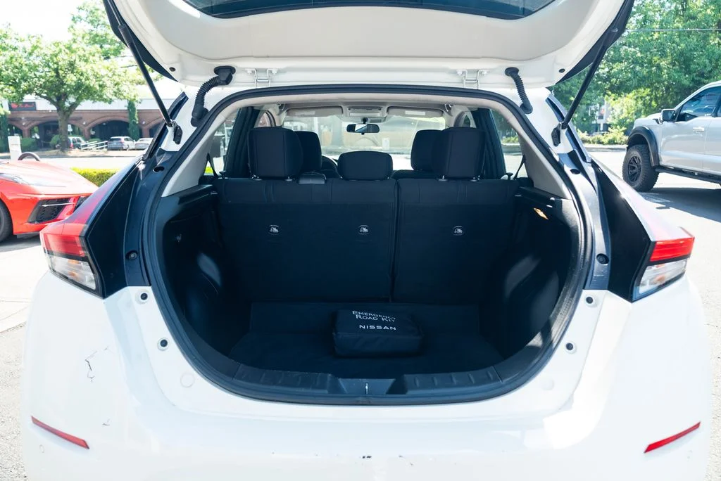 Used 2024 White Nissan S image 7