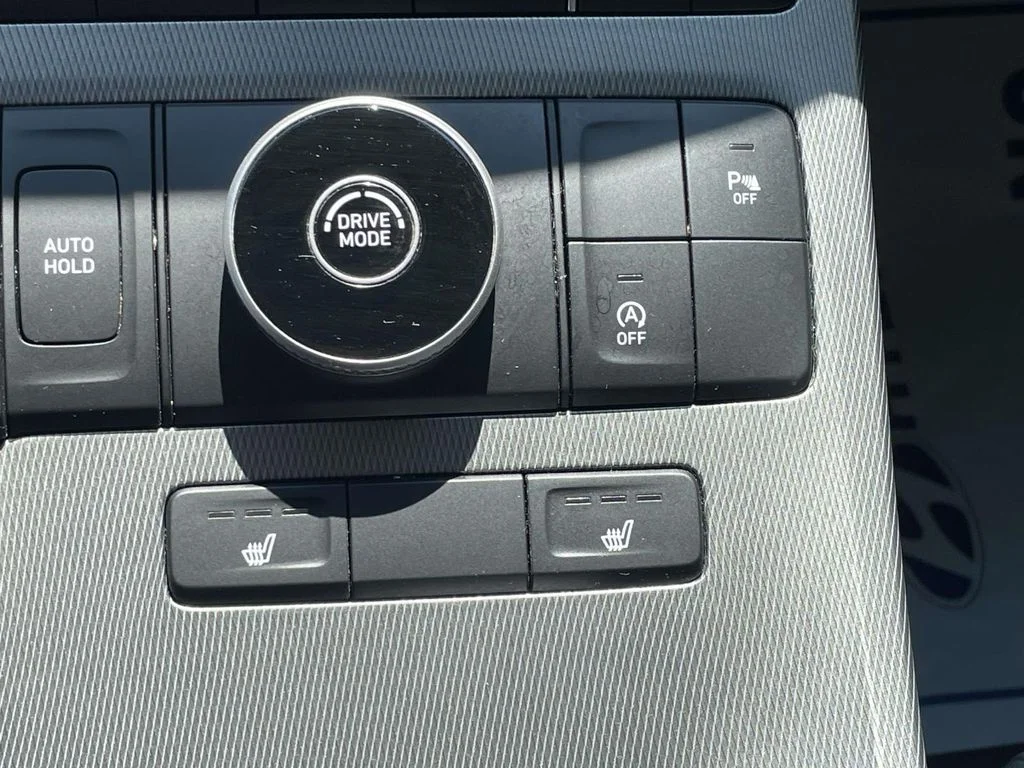 Used 2020 Green Hyundai SEL image 31