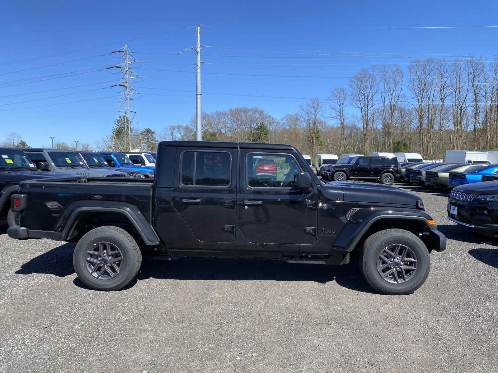 New 2026 Black Clear-Coat Exterior Paint Jeep Sport S image 2