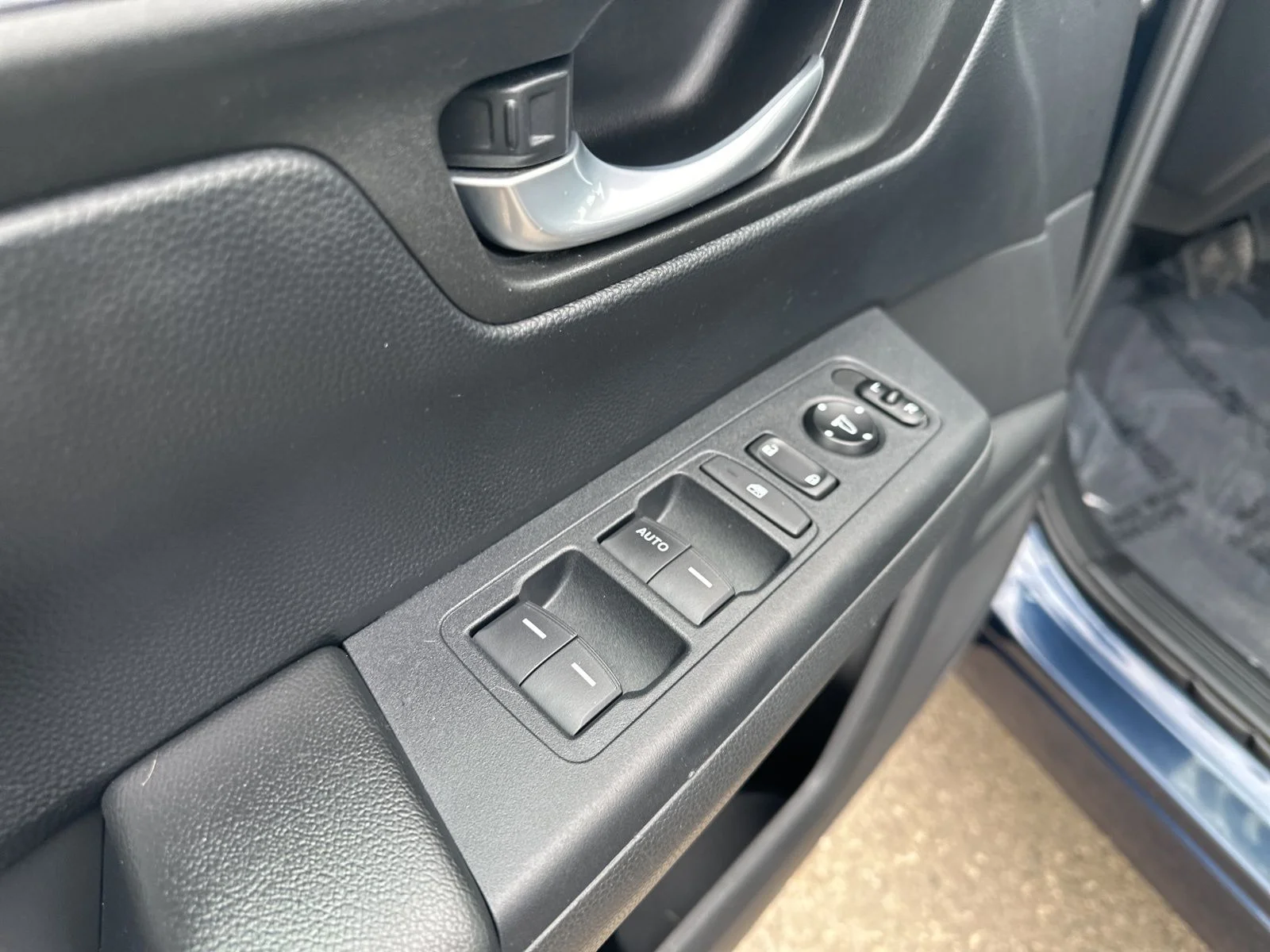 Certified Used 2023 Blue Honda LX image 16