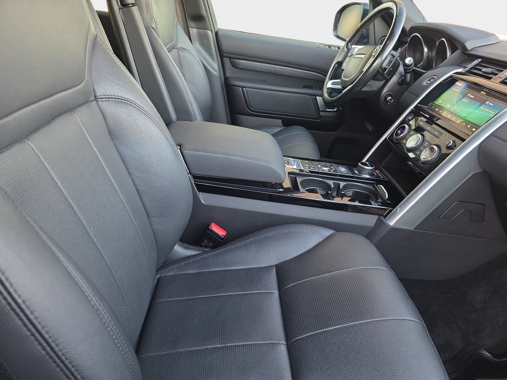 Used 2017 Gray Land Rover HSE image 12