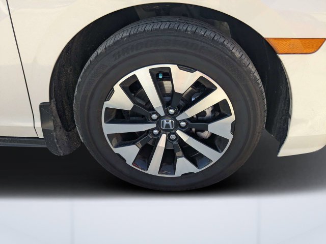 Used 2026 White Honda EX-L image 10