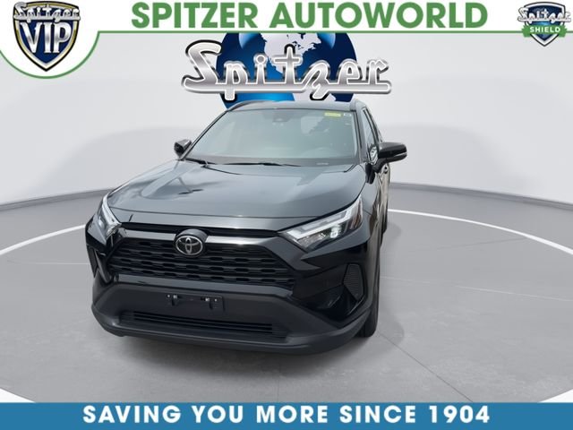 Used 2024 Black Toyota XLE image 3