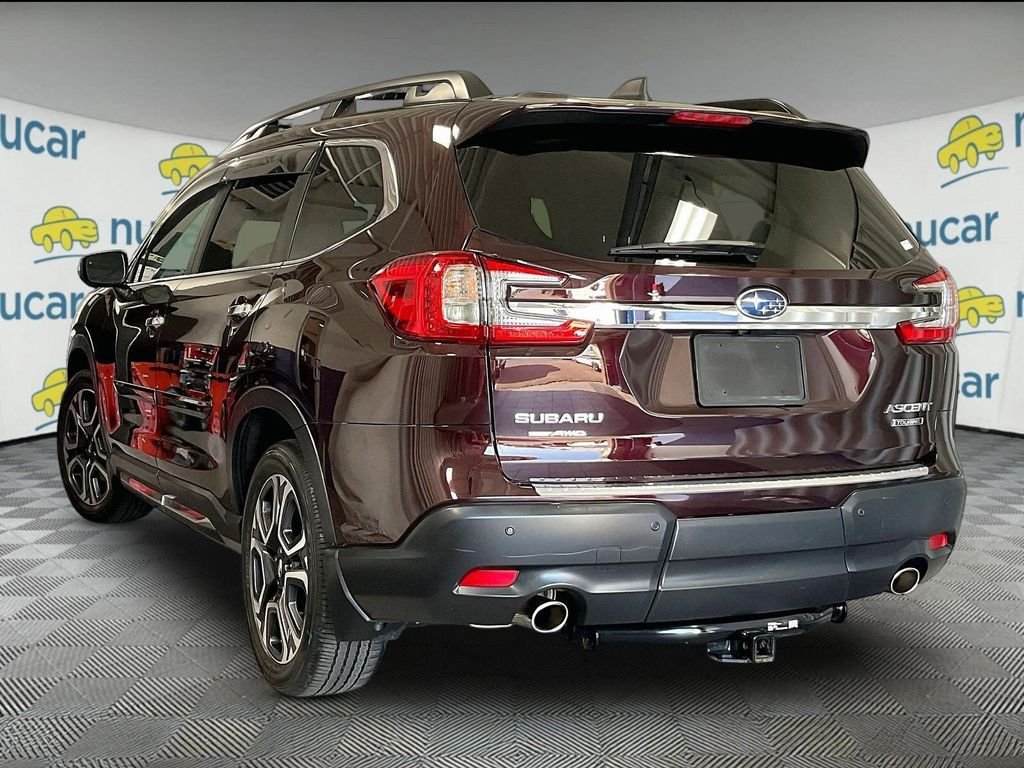 Used 2023  Subaru Touring image 4