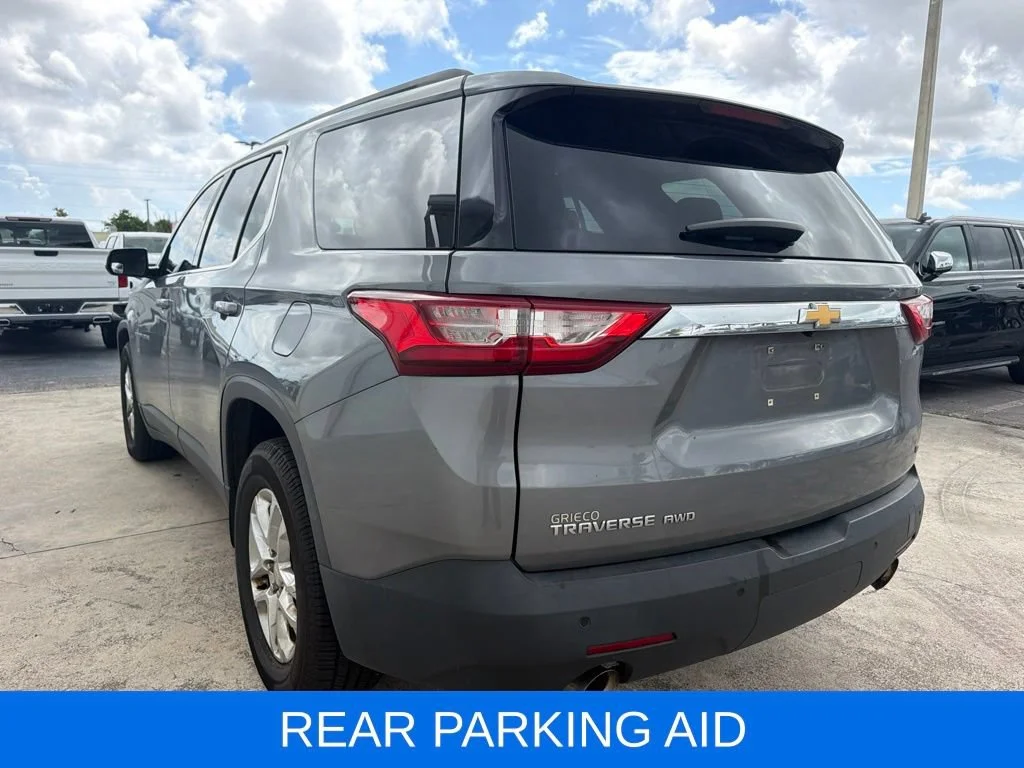 Used 2019 SATIN STEEL METALLIC Chevrolet LT Cloth image 3