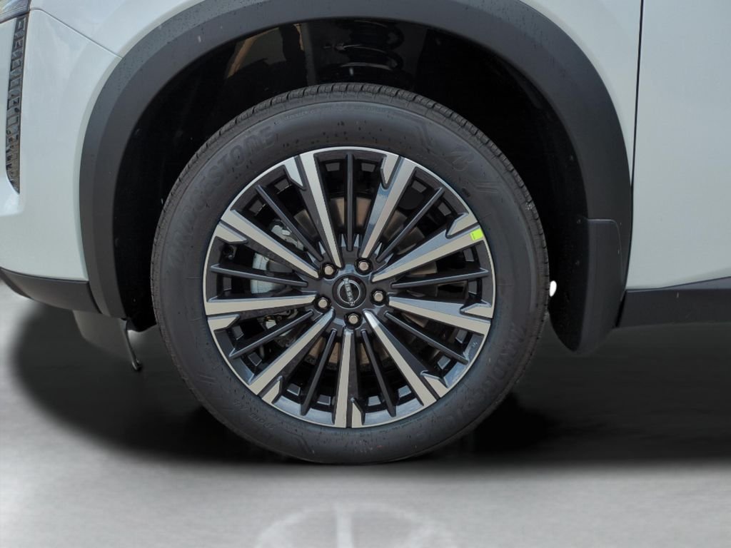 New 2026 Everest White Pearl TriCoat Nissan Platinum image 10