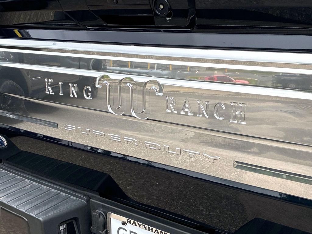 Used 2025 Blue Ford King Ranch image 12