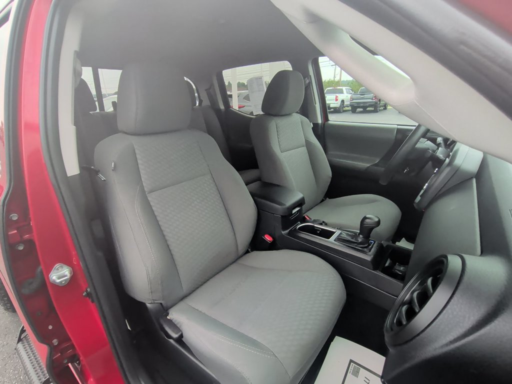 Used 2022 Red Toyota SR image 31