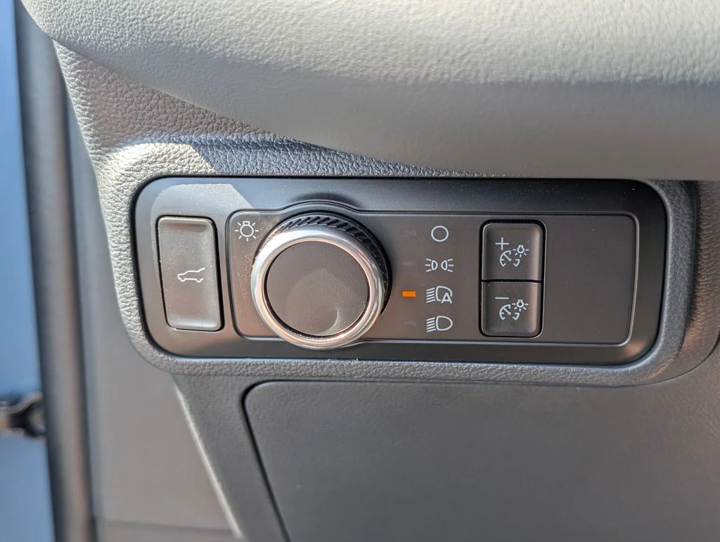2025 Ford Explorer Active - Photo 40
