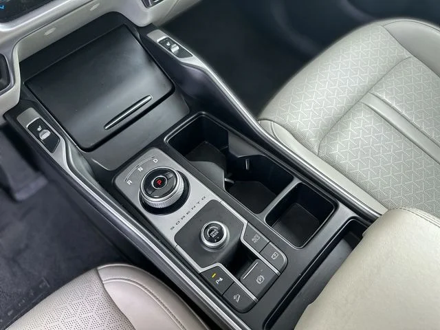 Used 2022 Gray Kia EX image 22