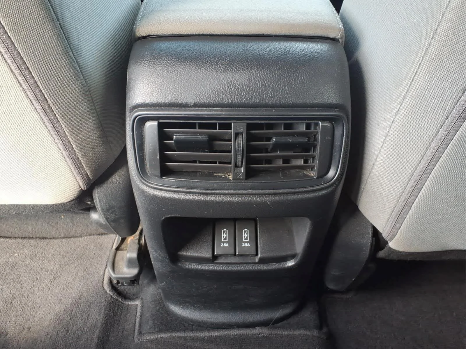 Used 2019 Obsidian Blue Pearl Honda EX image 30