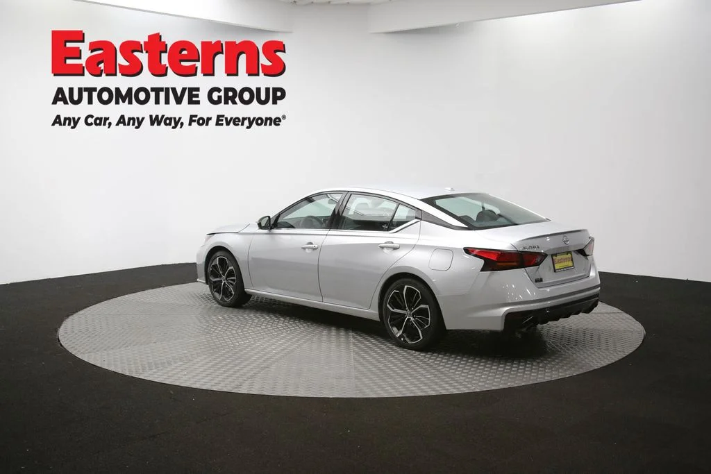 Used 2023 Silver Nissan 2.5 SR image 62