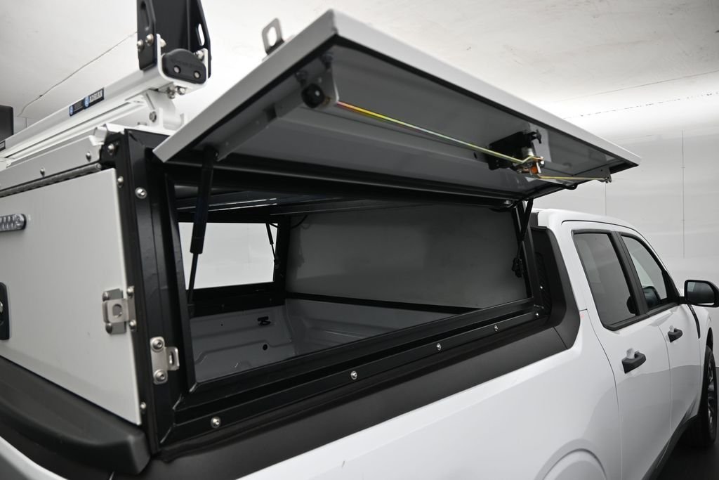 New 2026 Oxford White Ford XLT image 21