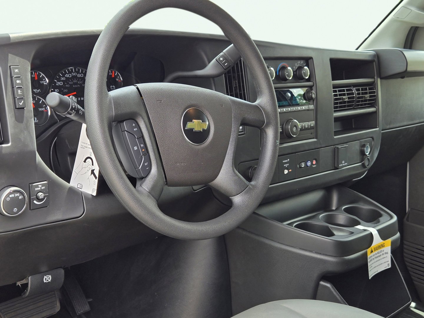2026 Chevrolet Express Cargo Work Van - Photo 12