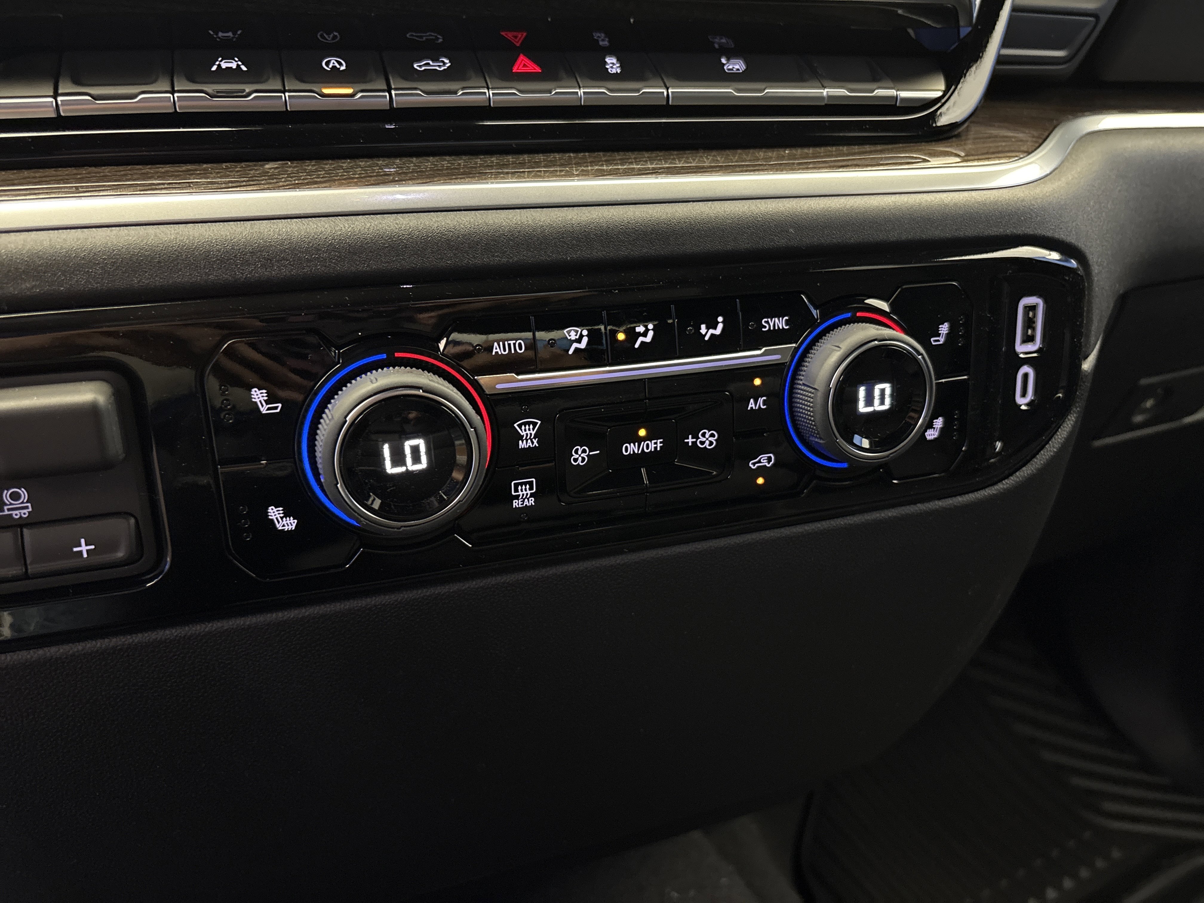 2026 Chevrolet Silverado 1500 LT - Photo 21