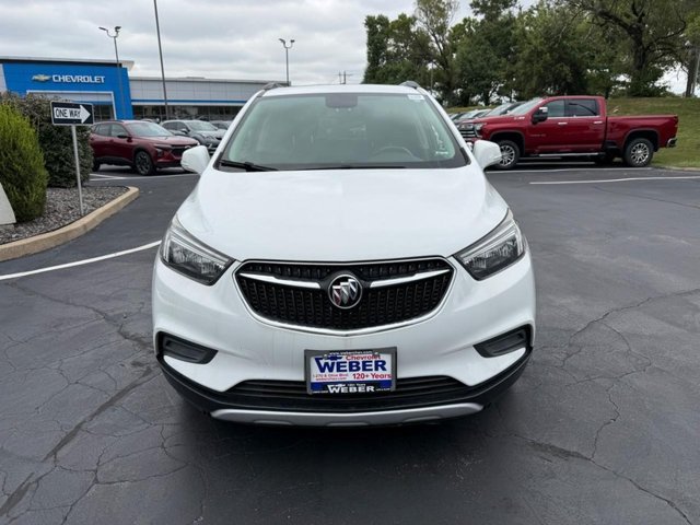 Used 2019 (Includes (CM5) Black Carbon Metallic lower exterior accent color, Paint code W700S.) Buick Preferred image 9
