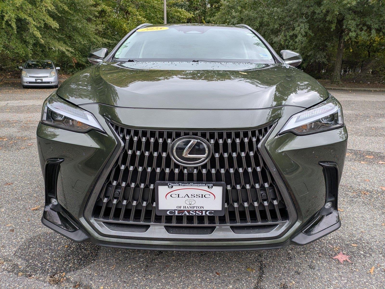 Used 2025 Nori Green Pearl Lexus NX 350 Premium image 9
