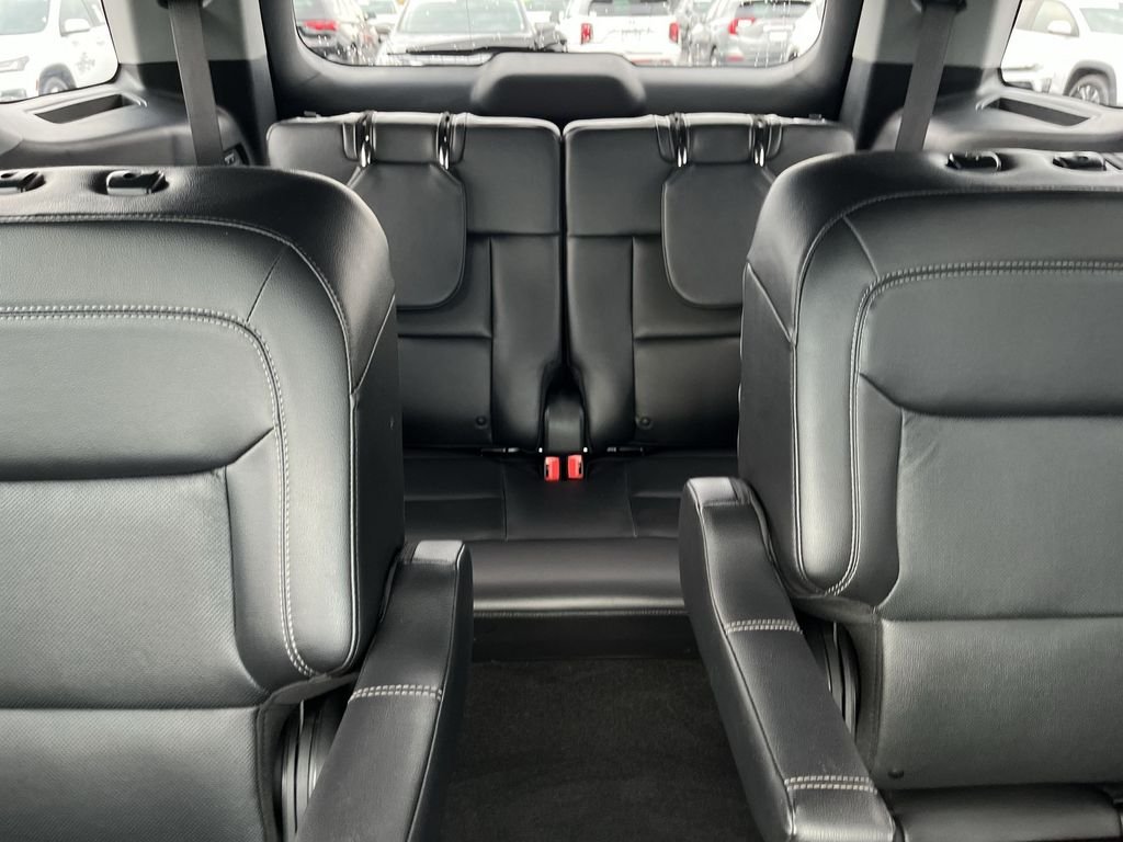 Used 2023 Black Ford Limited image 23