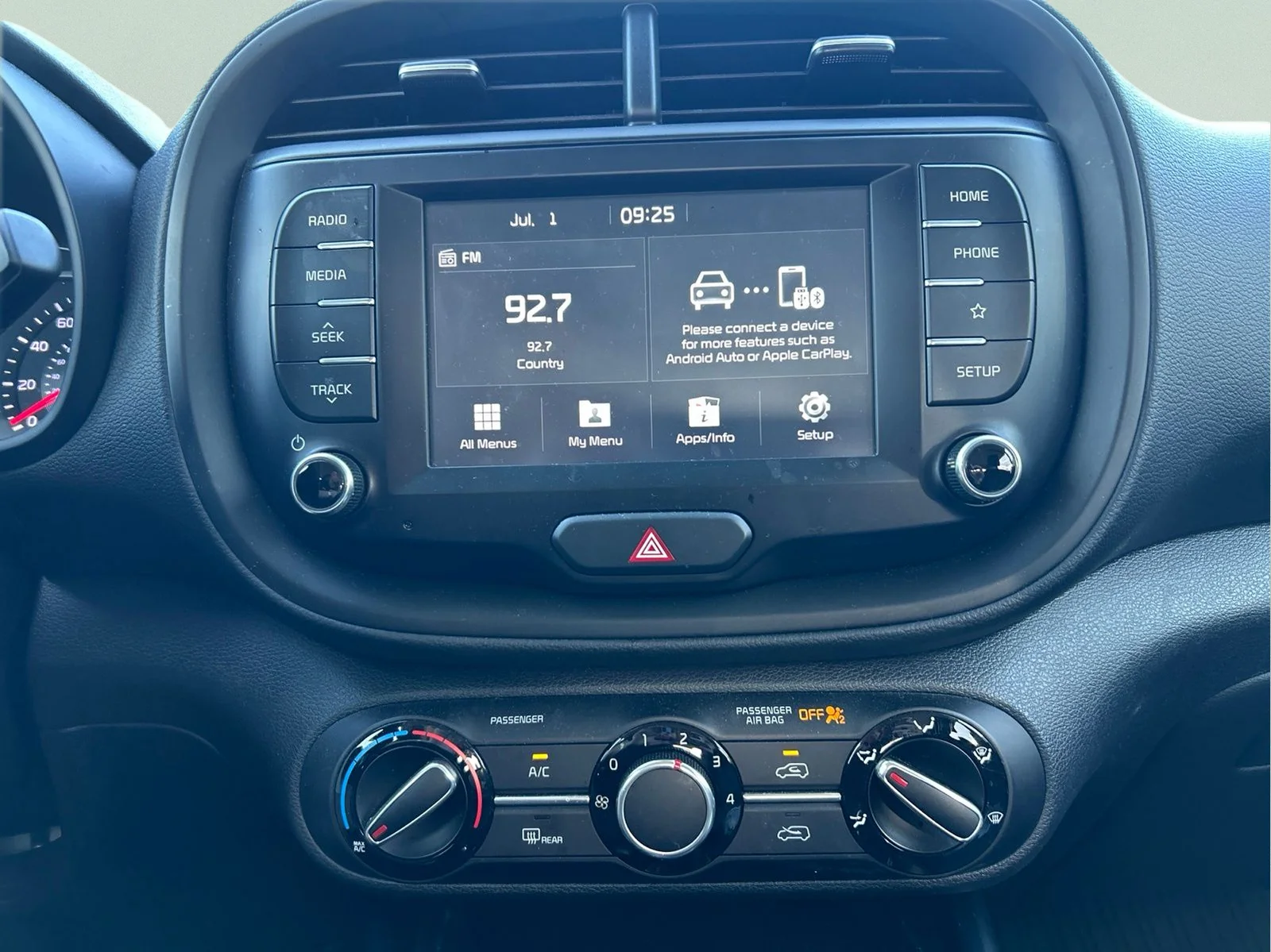 Used 2020 Sparkling Silver Kia LX image 16