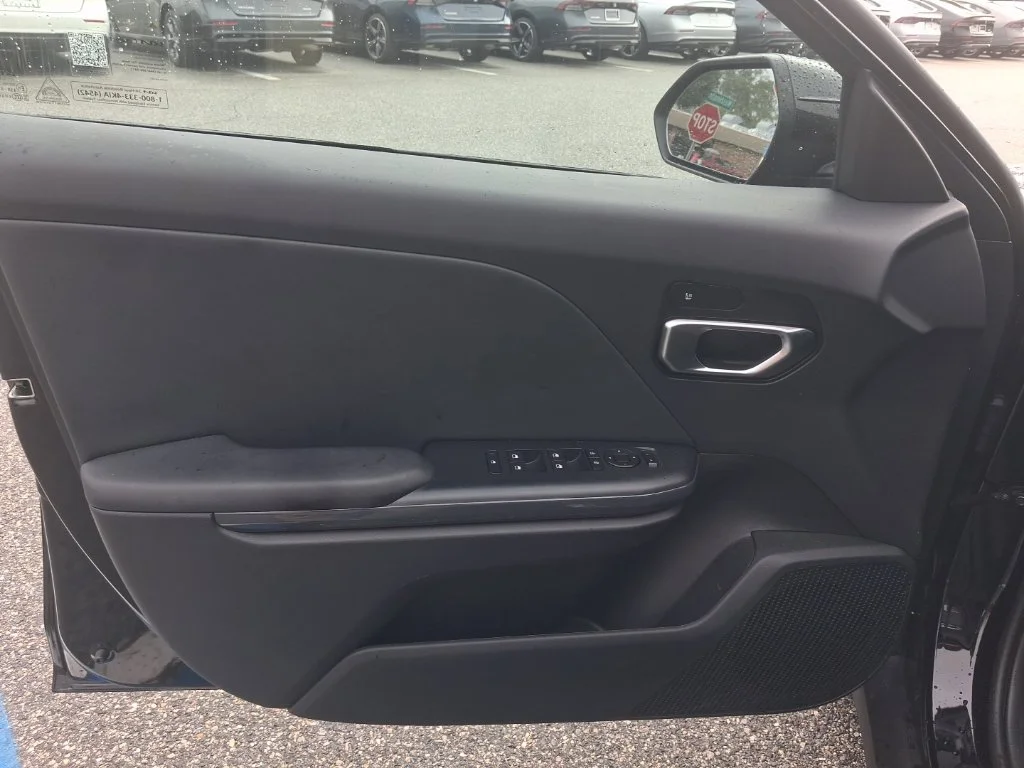 Used 2026 Black Kia EX image 18
