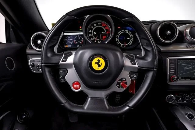 Used 2017 Nero Ferrari T image 5