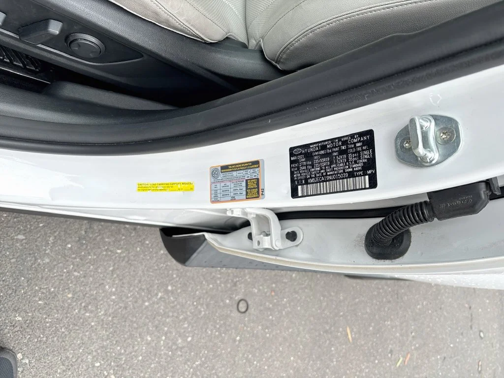 Used 2022 Quartz Hyundai Limited image 36