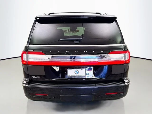 Used 2019 Black Lincoln Reserve image 6