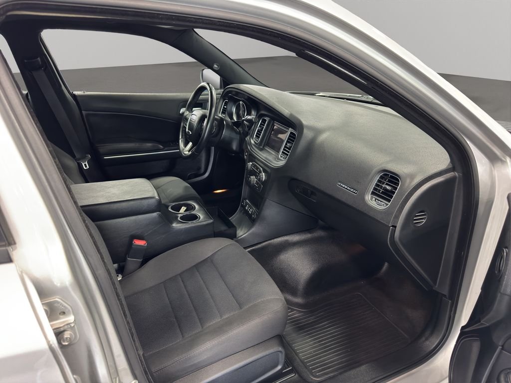 Used 2022 Bright Silver Metallic Clearcoat Dodge Police image 16