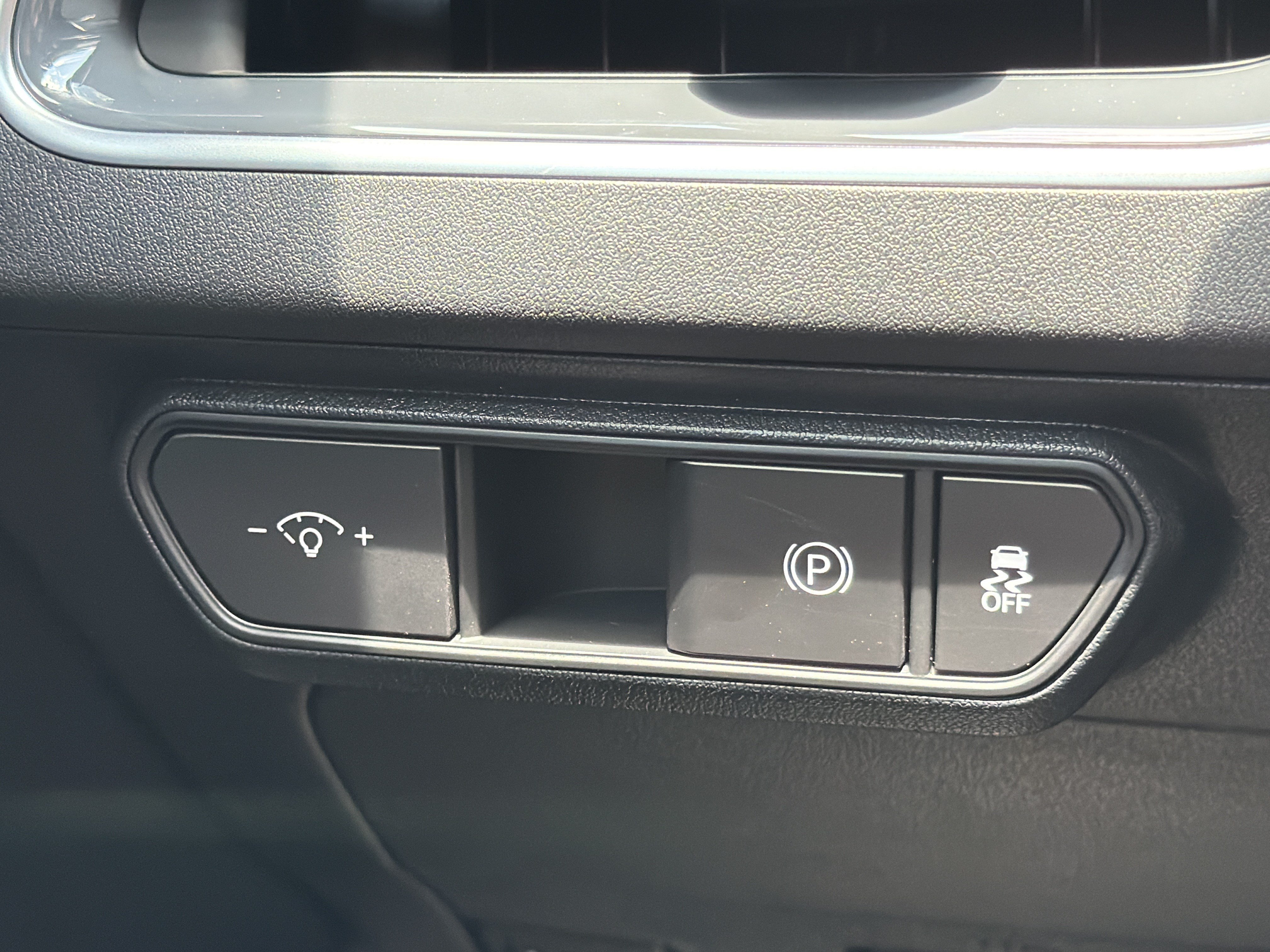 New 2026 Snow White Pearl Kia GT-Line image 14