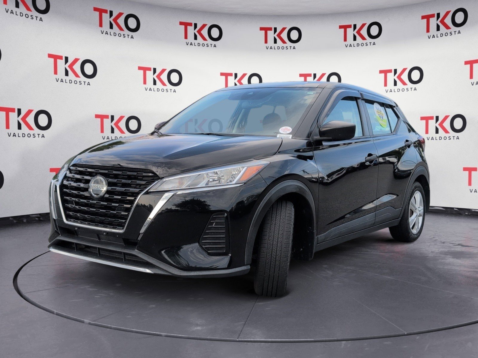 Used 2021 Super Black Nissan S image 11