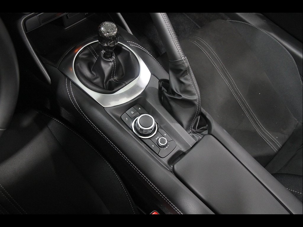 2025 Mazda MX-5 Miata Club - Photo 15