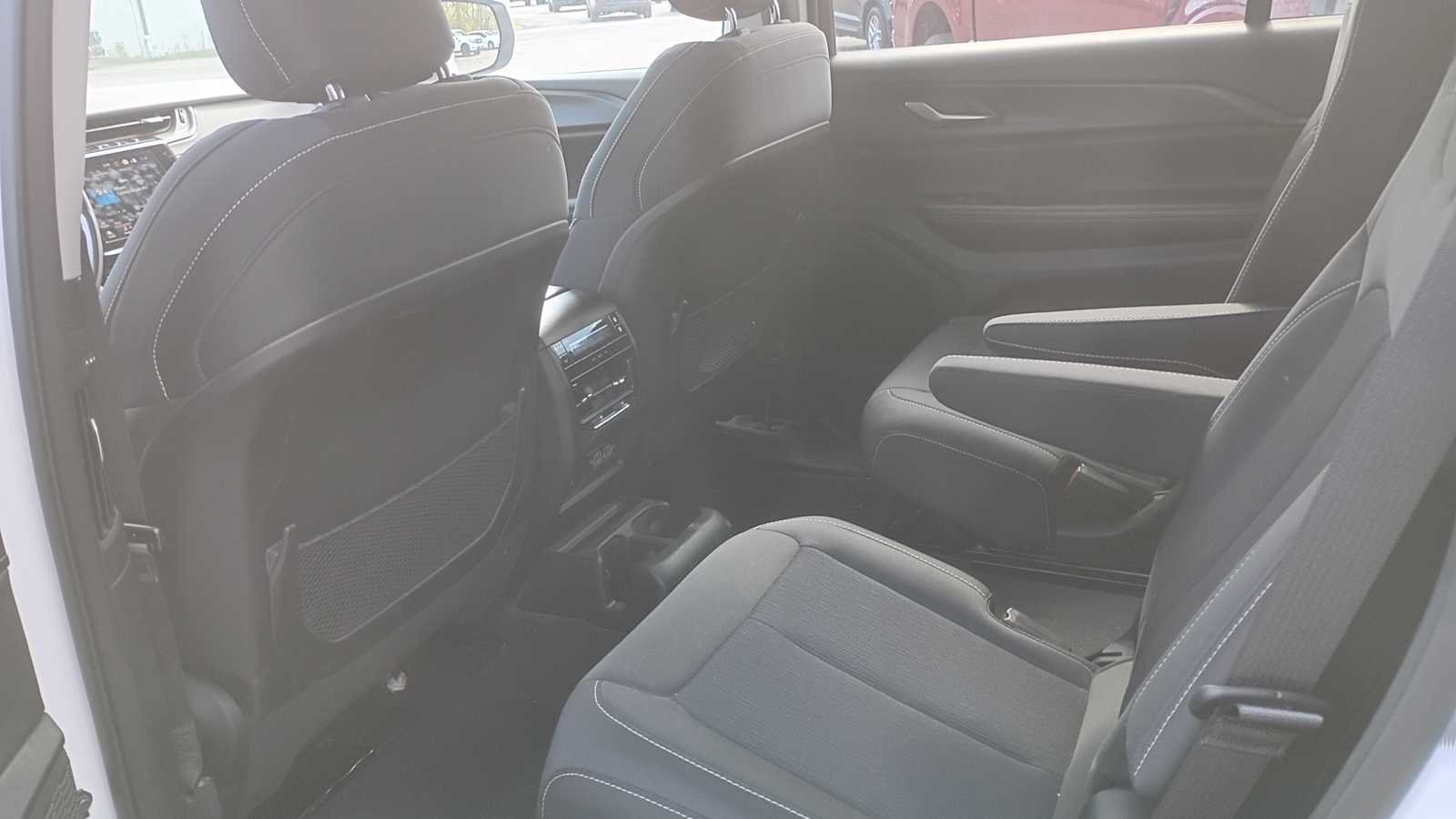 Used 2023 Bright White Clearcoat Jeep Laredo image 6