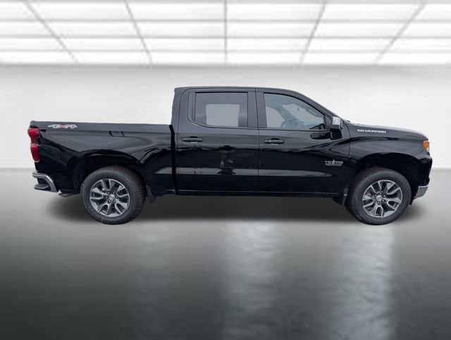 New 2026 Black Chevrolet LT image 30