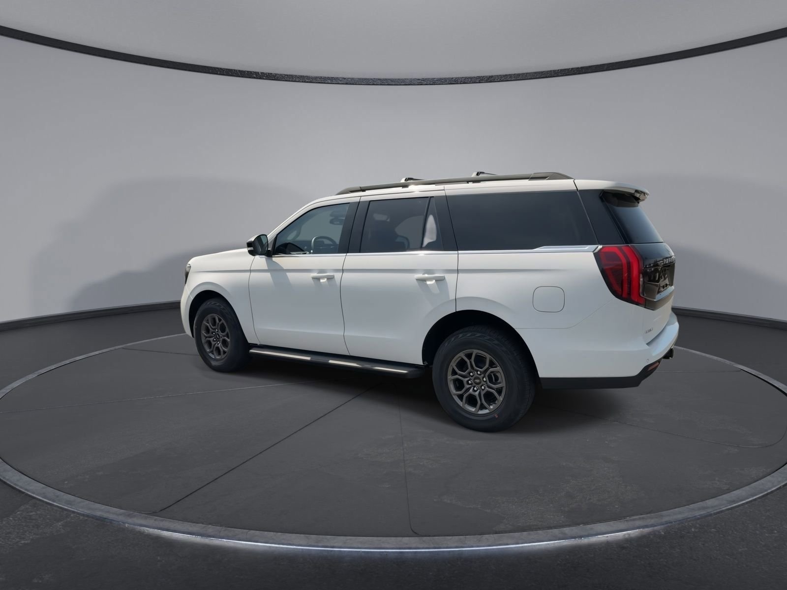 New 2026 Oxford White Ford Active image 6