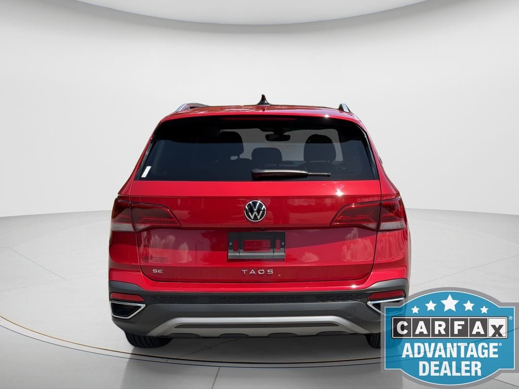Used 2023 Red Volkswagen 1.5T SE image 7