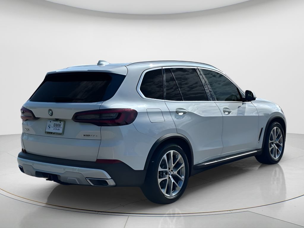 Used 2021 White BMW xDrive45e image 5
