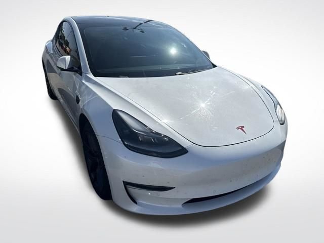 Used 2021  Tesla Performance image 5