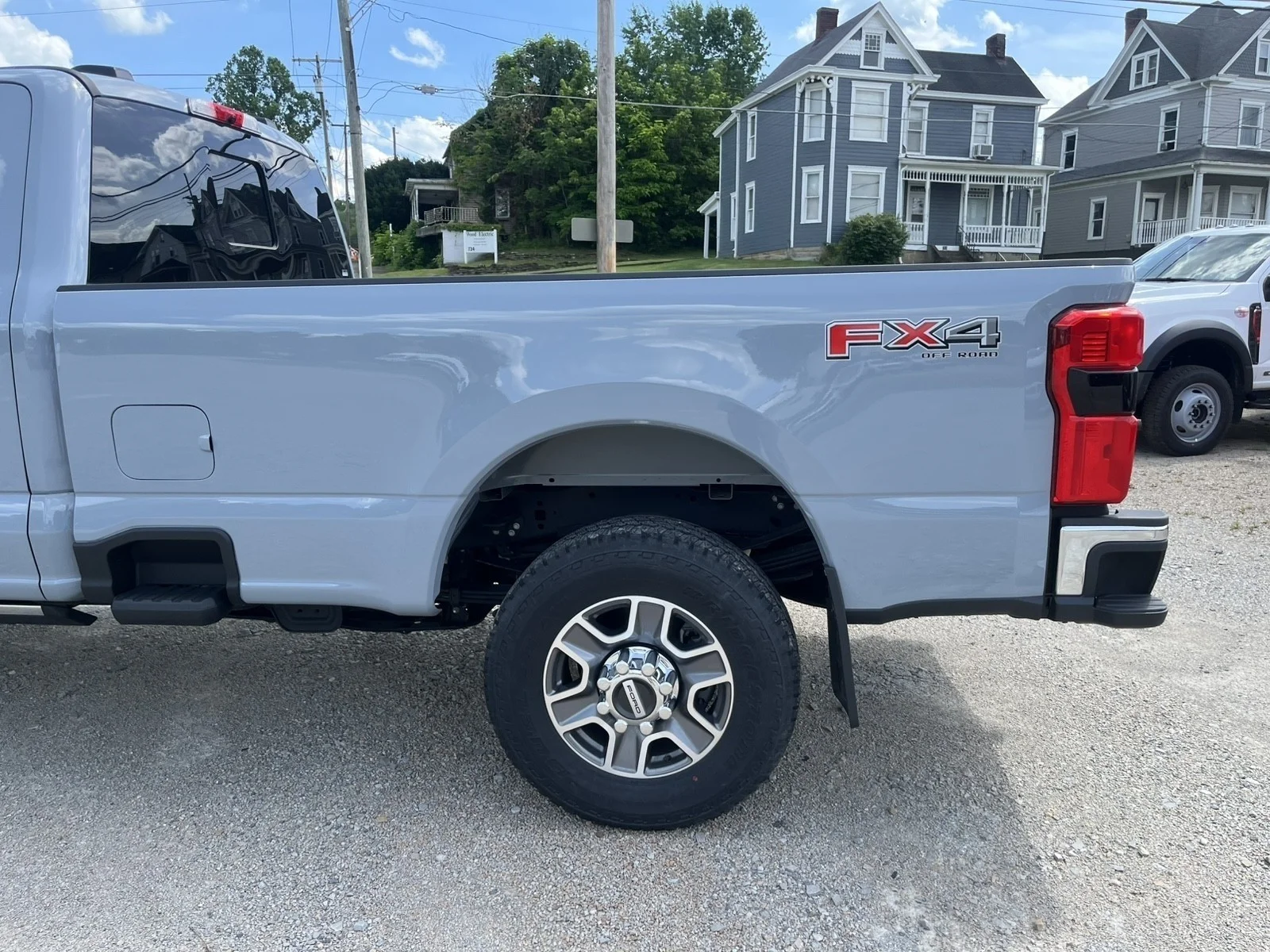 New 2026 Glacier Gray Metallic Tri-Coat Ford LARIAT image 6