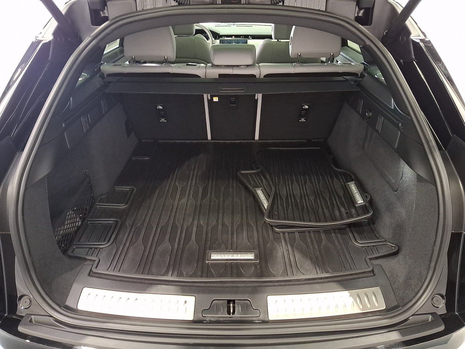 2026 Land Rover Range Rover Velar S - Photo 29