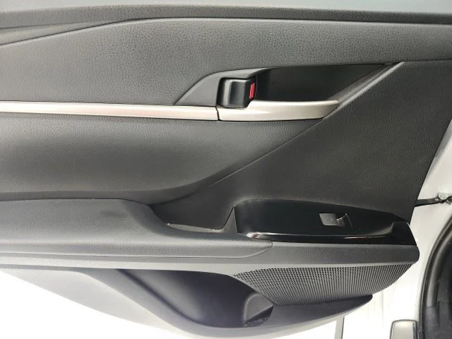 Used 2025 White Toyota SE image 9