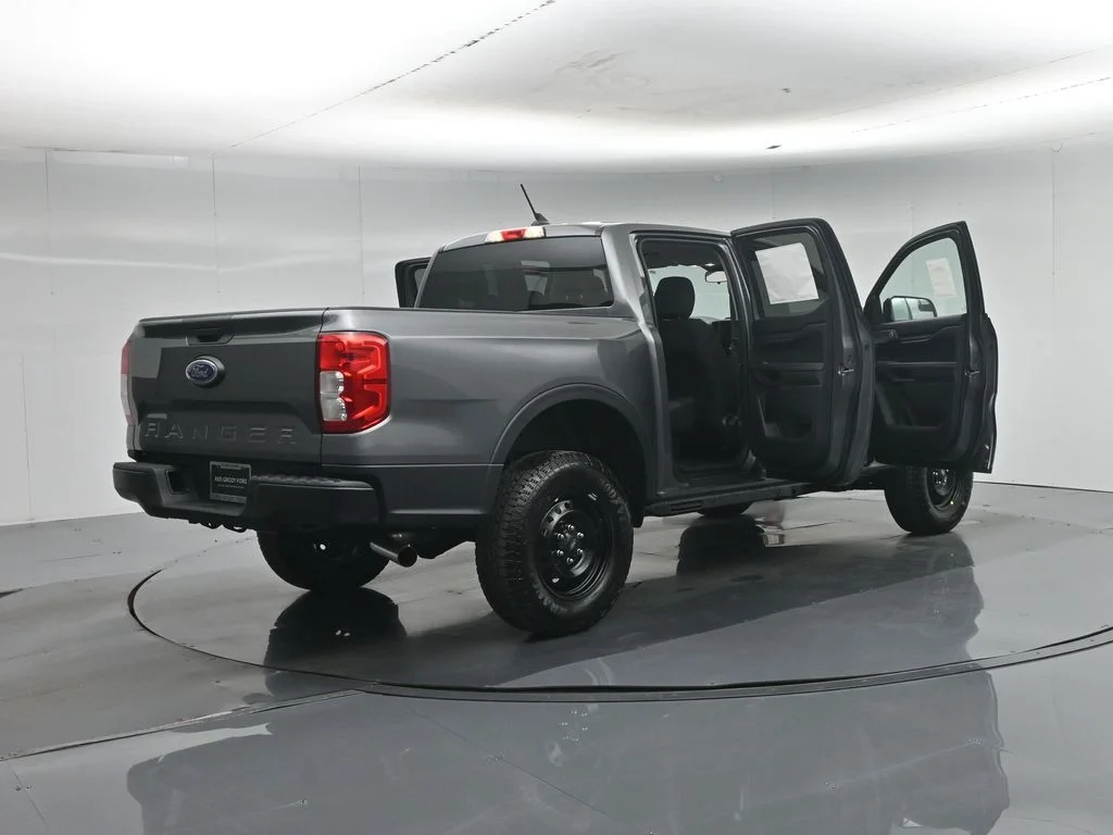 New 2026 Gray Ford XL image 27