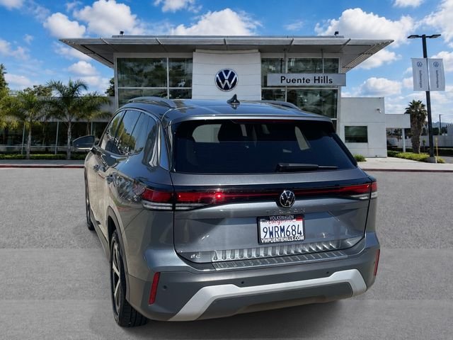 Used 2026 Platinum Gray Metallic Volkswagen 2.0T SE image 5