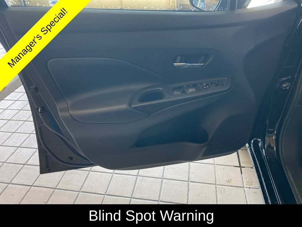 Used 2025 Black Nissan 1.6 SV image 9